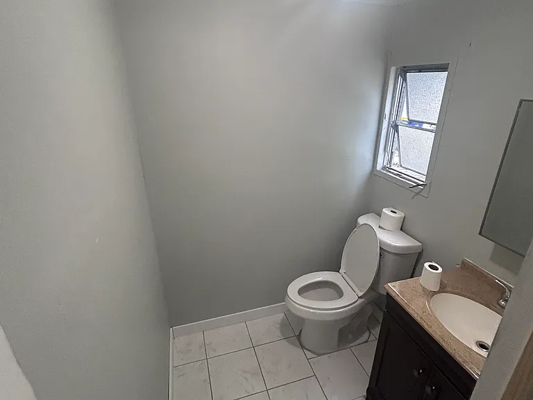 2650 SW 54th Pl — Photo 7