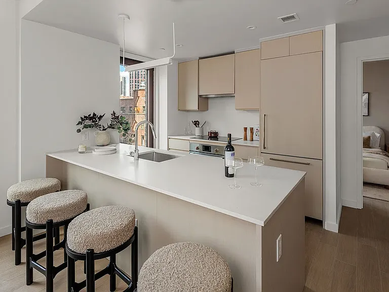 300 E 50th St #15B — Photo 22