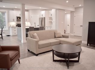 1448 River Rd W #B, Wasaga Beach, ON L9Z 2X5