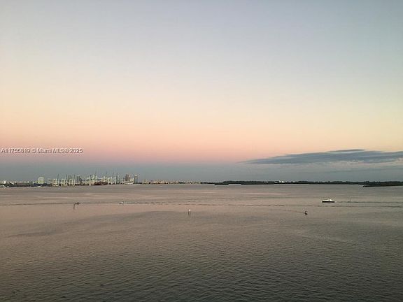 4th image of 1408 Brickell Bay Dr APT 1210
