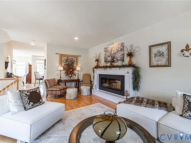 3921 Liesfeld Pl — Photo 14