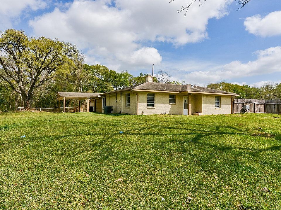 1st image of 16326 Cypress Bend Dr