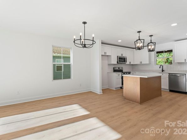 charlotte-north-carolina-6219056 picture