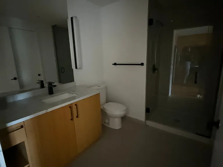 83-84 Gardner St #306L — Photo 12