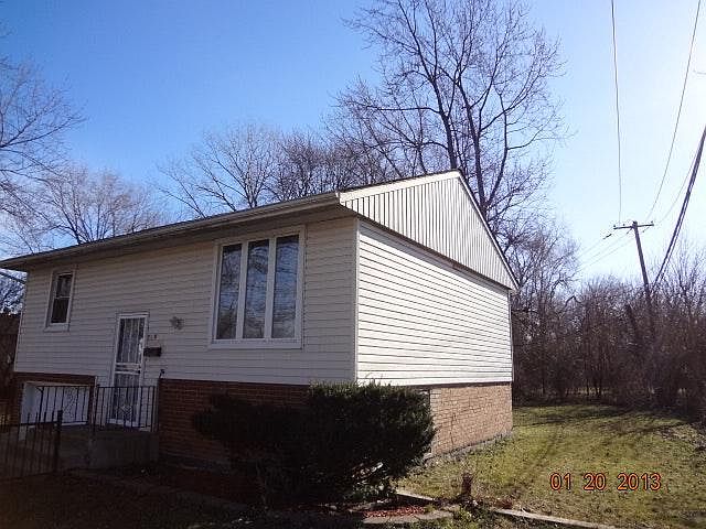 2nd image of 514 E 133rd St