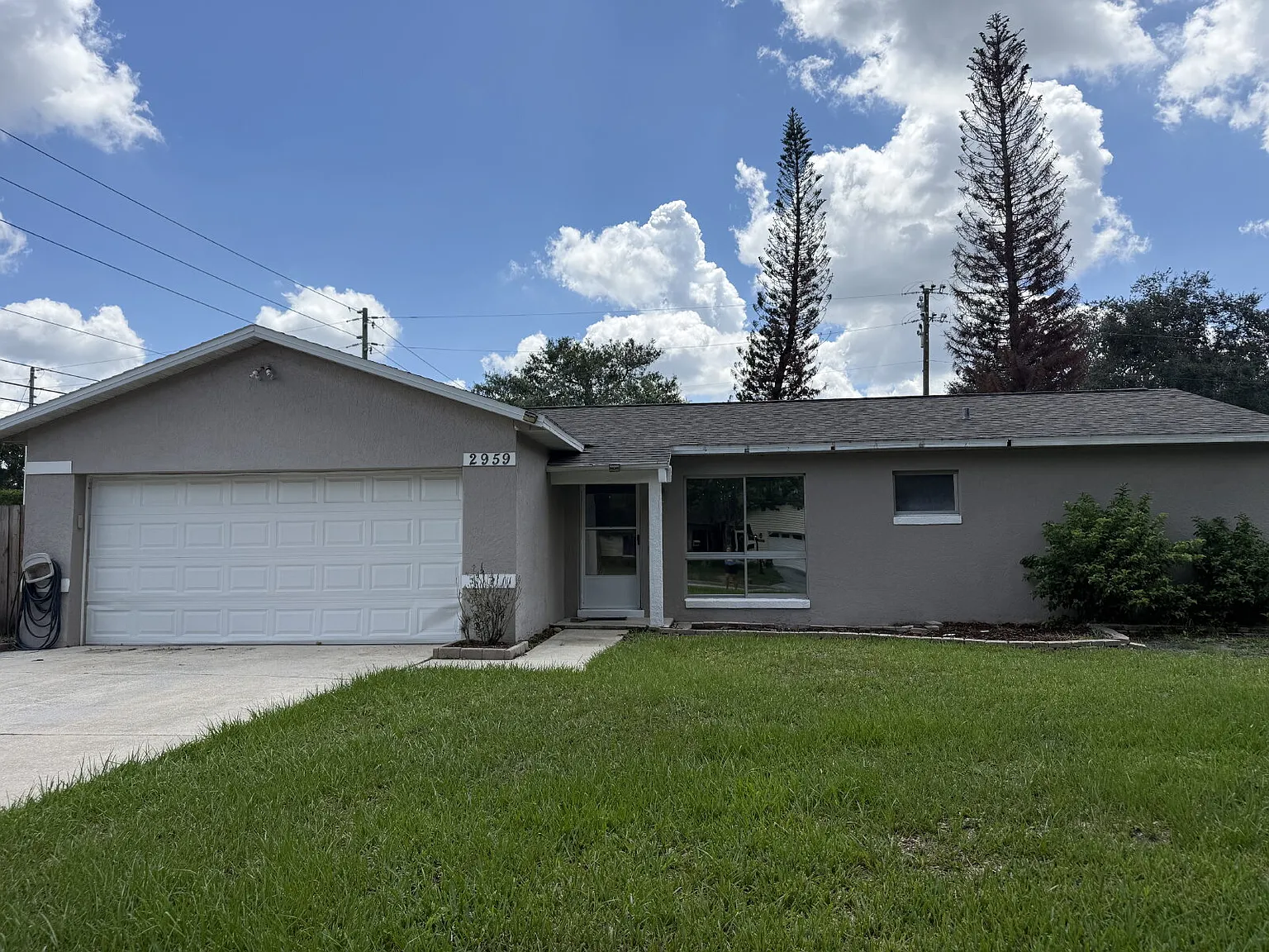 2 bed, 1.0 bath, 1100 sqft, $2,000 — Photo 1