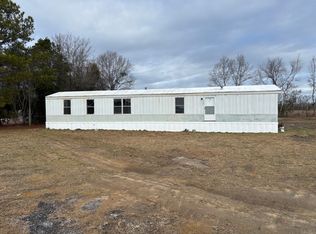 724 W McIver Rd, Darlington, SC 29532