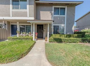 1726 N Oak Knoll Dr APT D, Anaheim, CA 92807