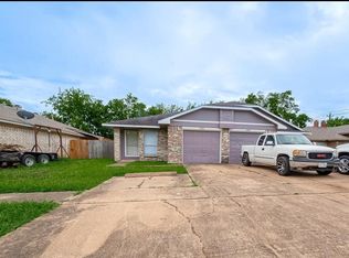 12005 Tambourine Dr, Stafford, TX 77477