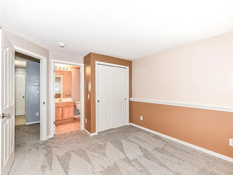 12690 Leah Ln — Photo 30