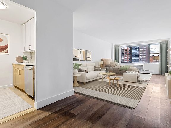 3rd image of 104-60 Queens Blvd #20R