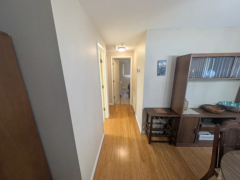 729 Myrtle Ave — Photo 14