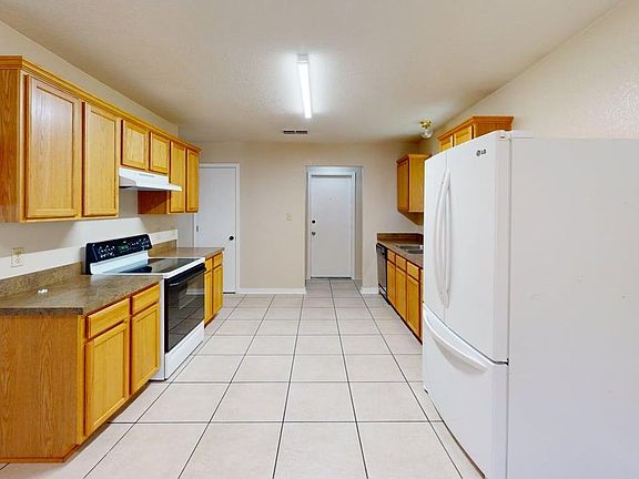 4th image of 4405 Hondo Dr