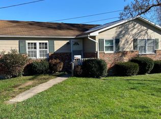 219 Tiano St, Fairmont, WV 26554