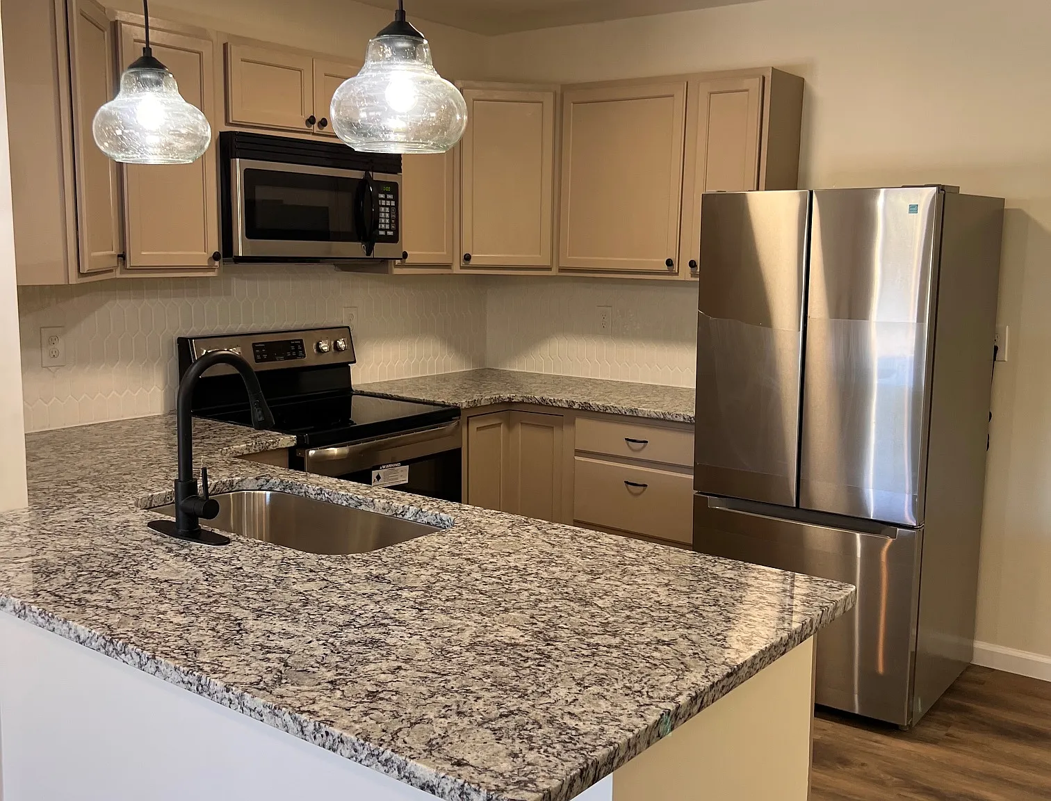 1 bed, 600 sqft, $1,450 — Photo 1