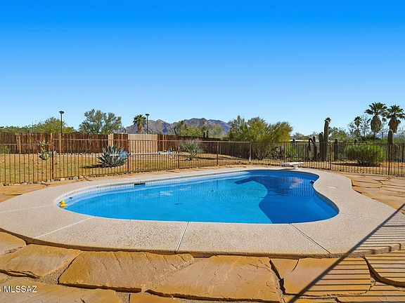 2nd image of 2370 W Bovino Way