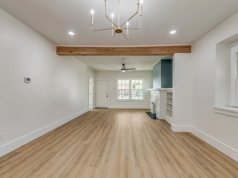 1723 W Park Pl — Photo 13