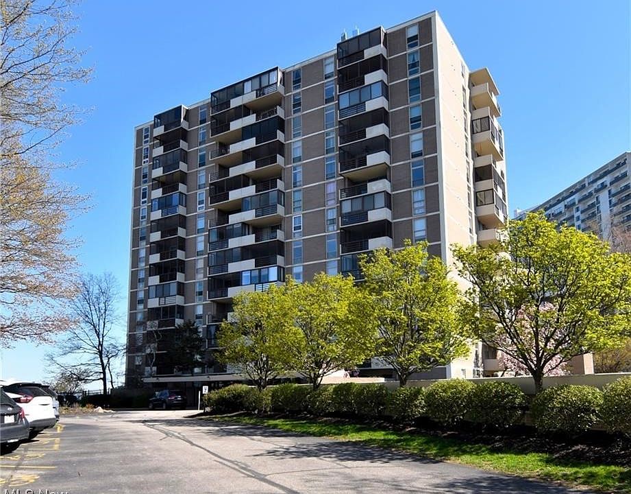 1st image of 25801 Lake Shore Blvd APT 117