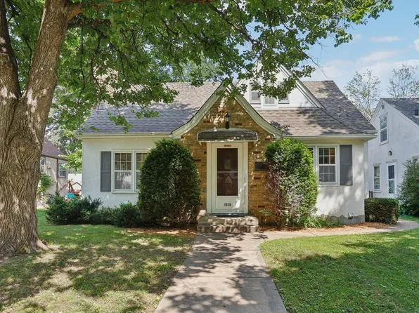 1578 Chelsea St, Saint Paul, MN 55108