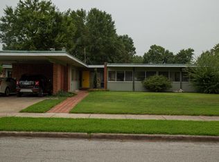 2227 Division St, Murphysboro, IL 62966