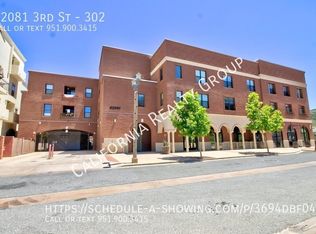 42081 3rd St APT 212, Temecula, CA 92590