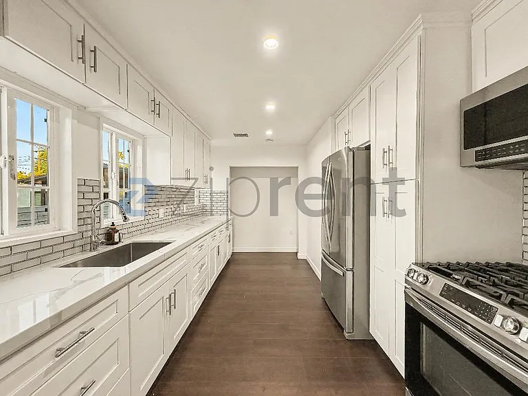 600 Hazel St — Photo 6