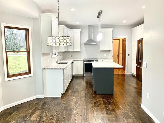 4th image of 4832 Pinnacle Ct