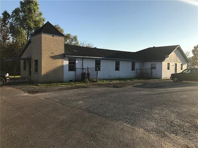 1st image of 5186 Lucille Dr
