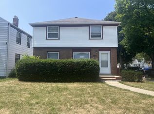 3877 N 36th St #3879, Milwaukee, WI 53216