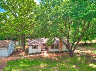 3101 Oakie Ln, Guthrie, OK 73044
