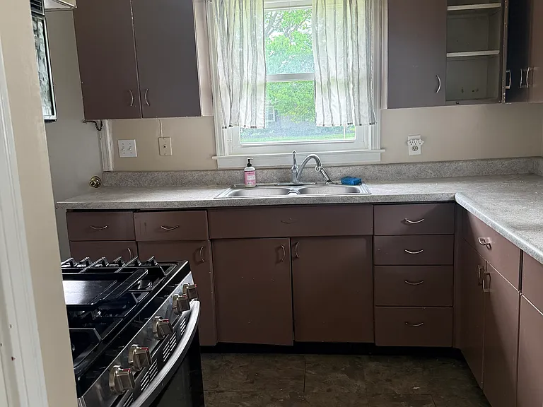 1654 Broad Ripple Ave — Photo 7