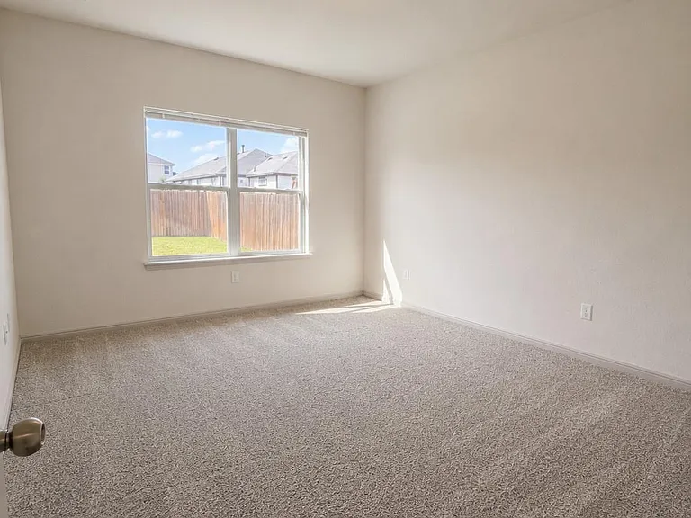 1416 Fairhaven Gtwy — Photo 6