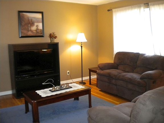 2nd image of 53 Paterson Ave