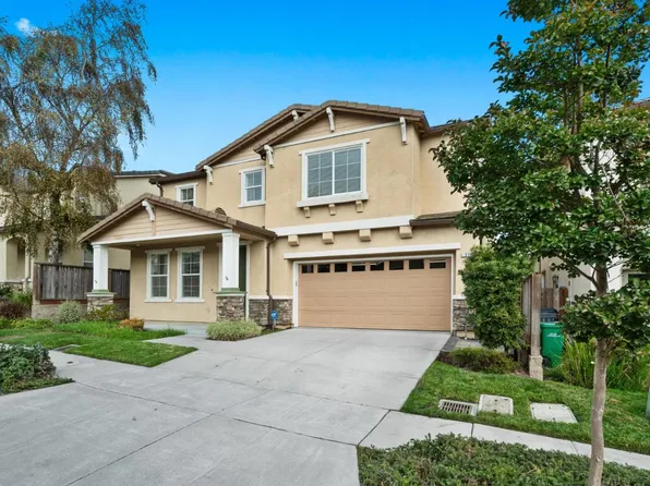 27 Via Serra St, Watsonville, CA 95076