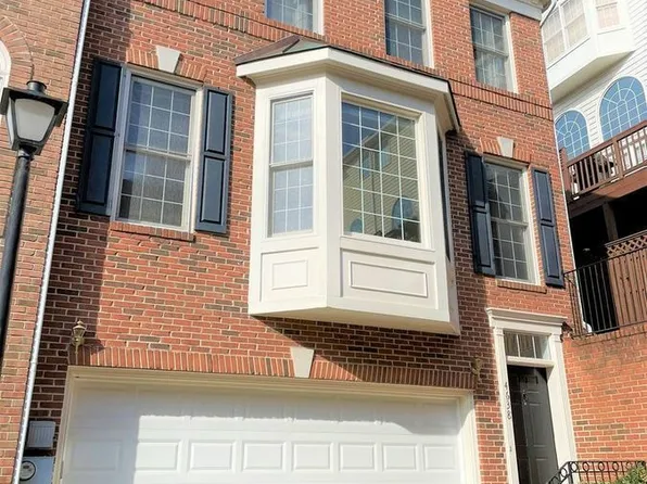 4638 Kemp Ct, Alexandria, VA 22311