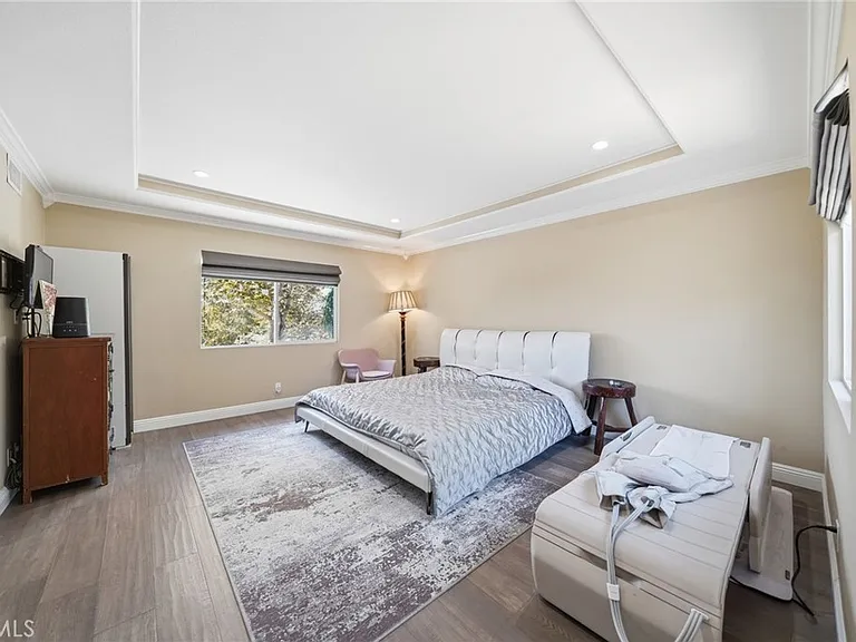 13903 Highlander Rd — Photo 36
