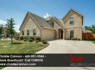 907 Hopkins Dr, Rockwall, TX 75087