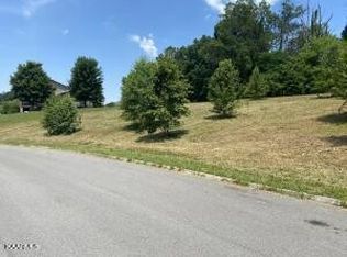 18 Sunrise Dr, Sevierville, TN 37862
