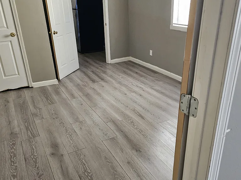 2615 S Johnson St — Photo 9