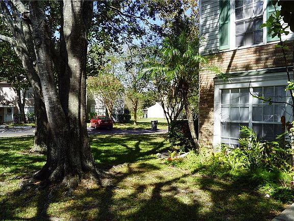 2nd image of 16323 W Rambling Vine Dr