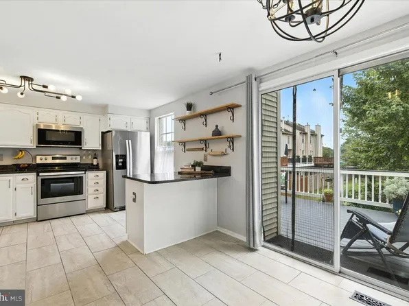 43953 Minthill Ter, Ashburn, VA 20147