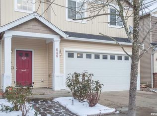 646 Jasmine Cir, Independence, OR 97351
