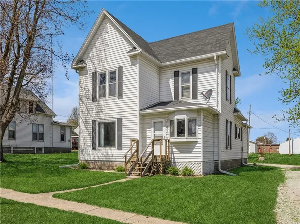 303 1st St, Lynnville, IA 50153