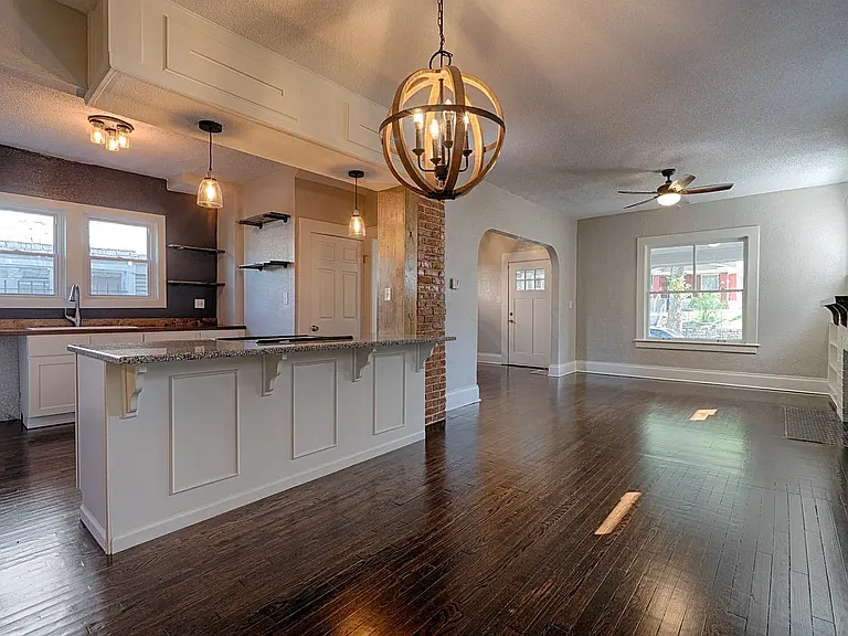 4408 Forest Ave — Photo 24