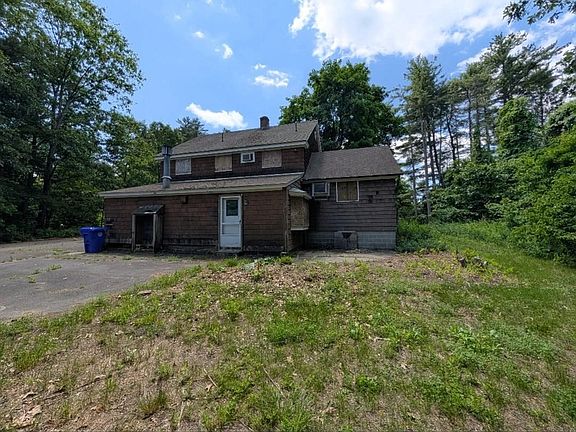 5th image of 46 Turners Falls Rd