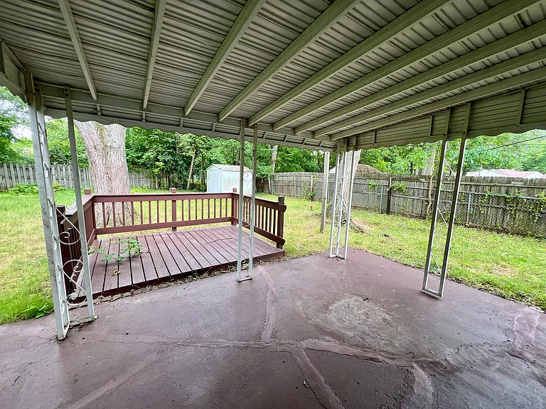 18062 Blandford Rd — Photo 5