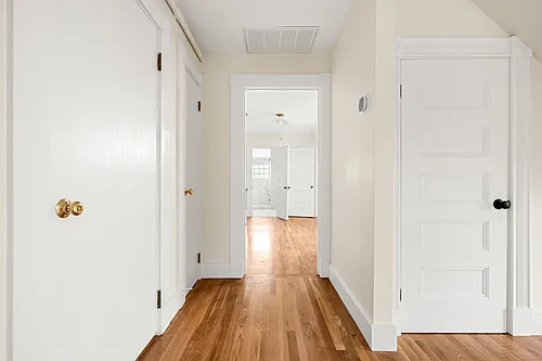 16 Loring Ave #3 Photo 1