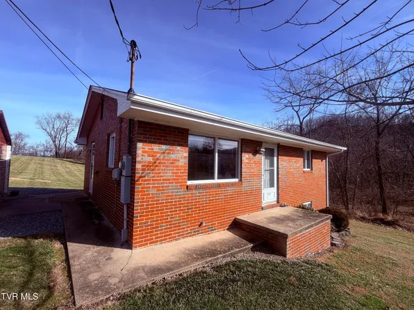 273 Fairford Ln, Blountville, TN 37617