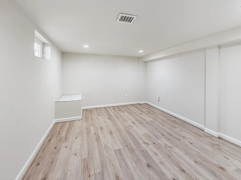 4617 Creek Shore Dr — Photo 26