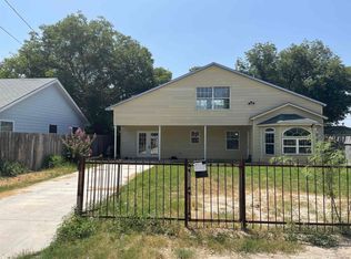 405 W Gutierrez St, Del Rio, TX 78840